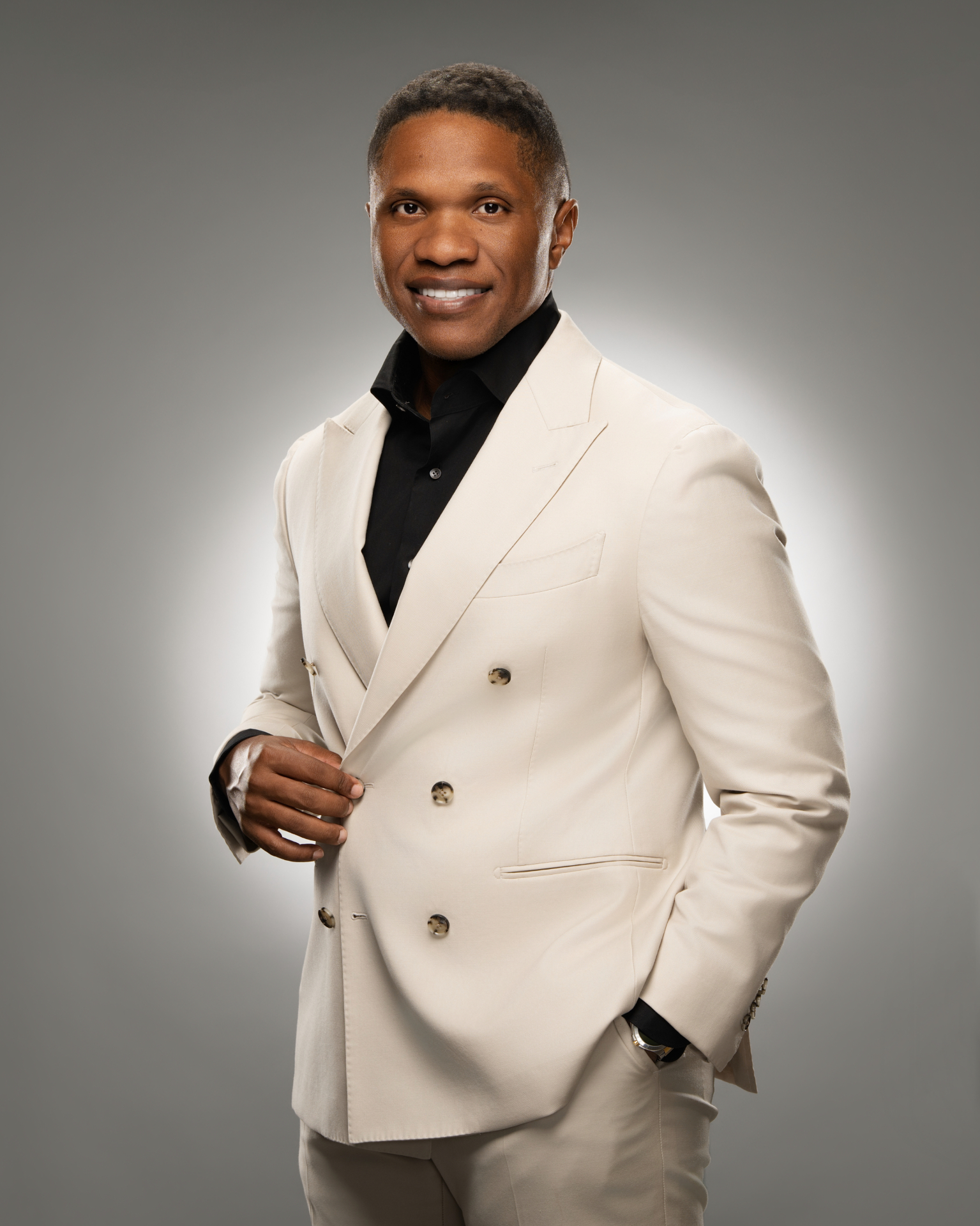 Ernest Howell — Worship Leader